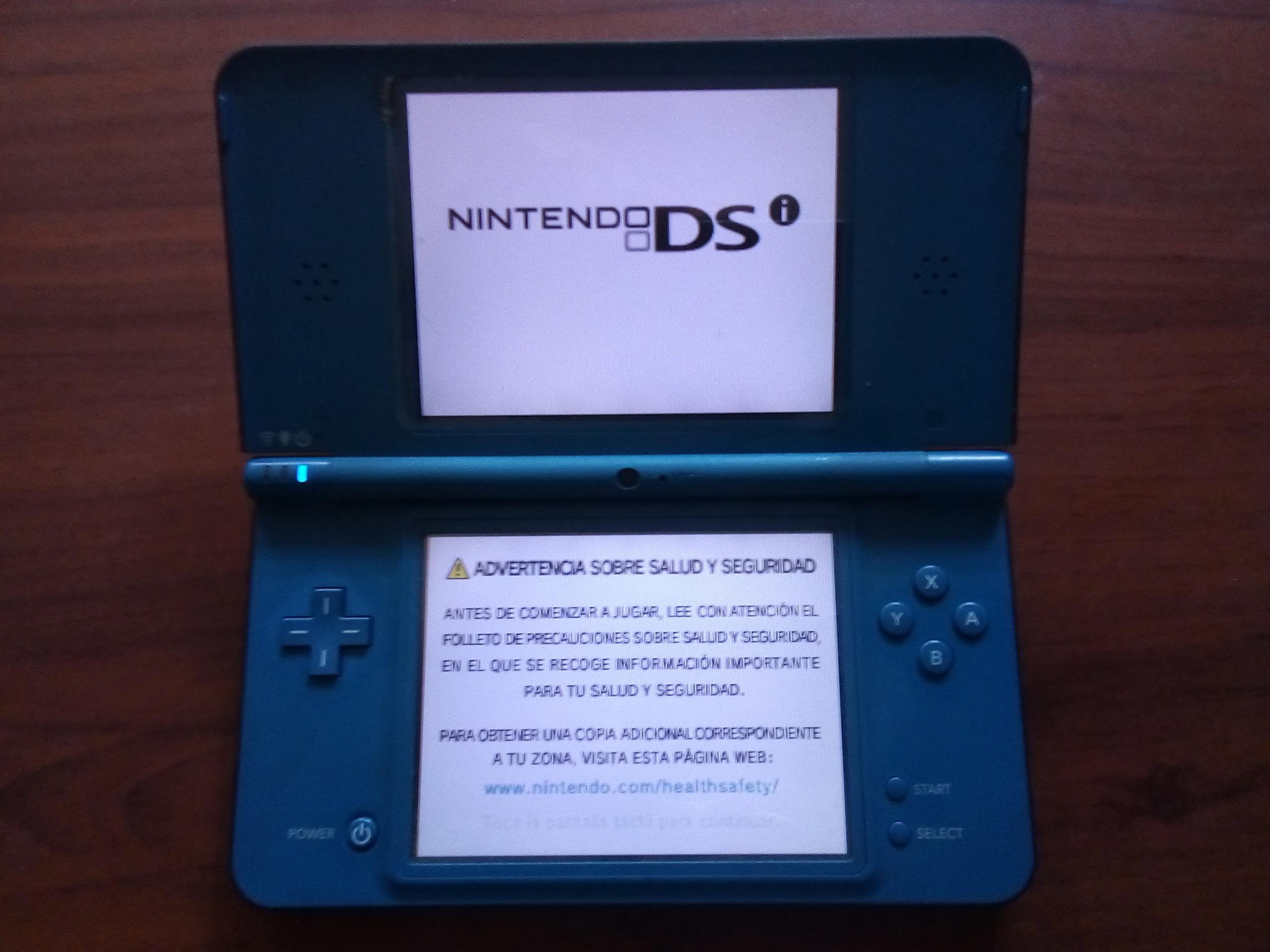 NINTENDO DSI XL USADO A UN EXCELENTE PRECIO