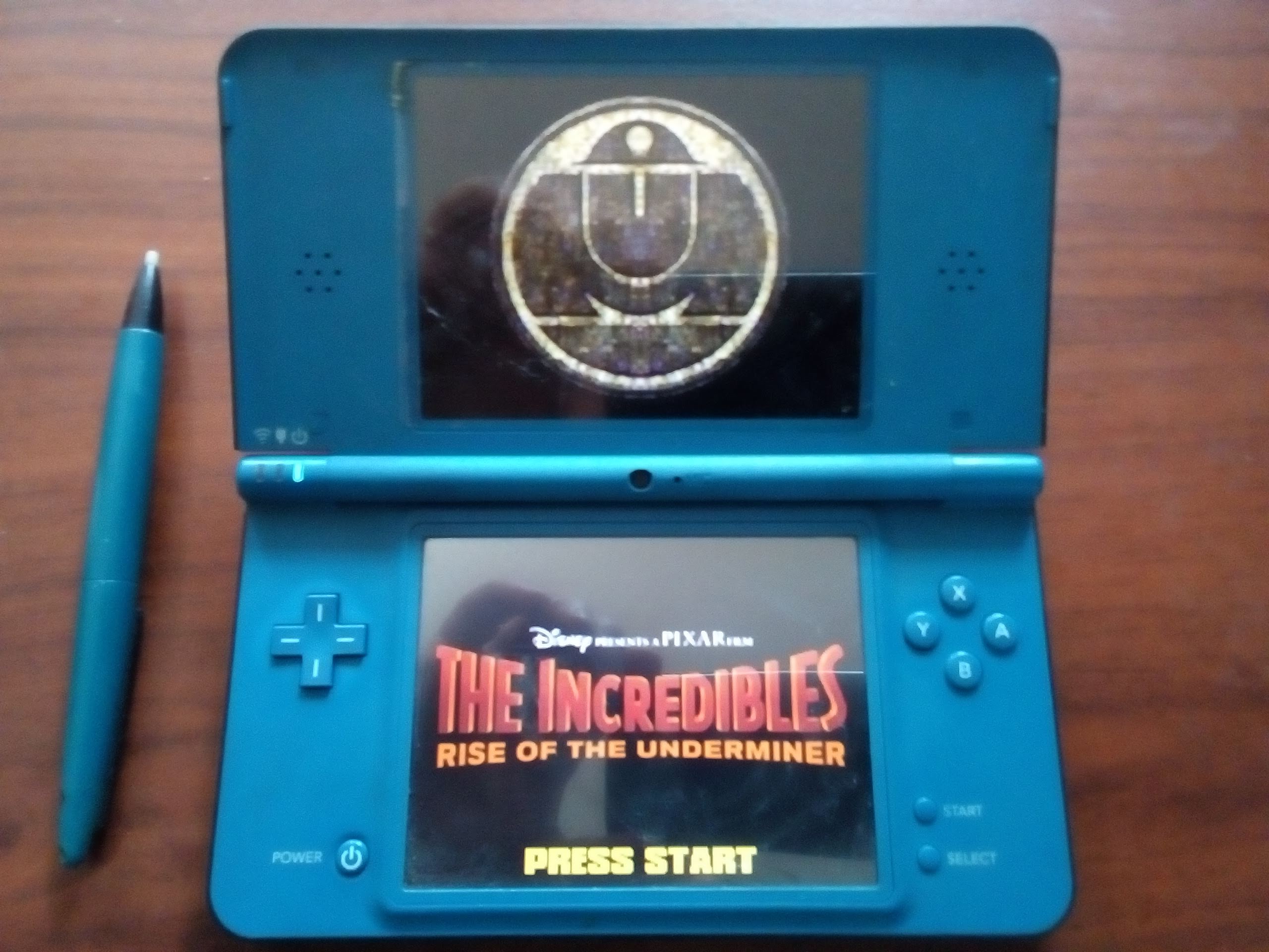 NINTENDO DSI XL USADO A UN EXCELENTE PRECIO